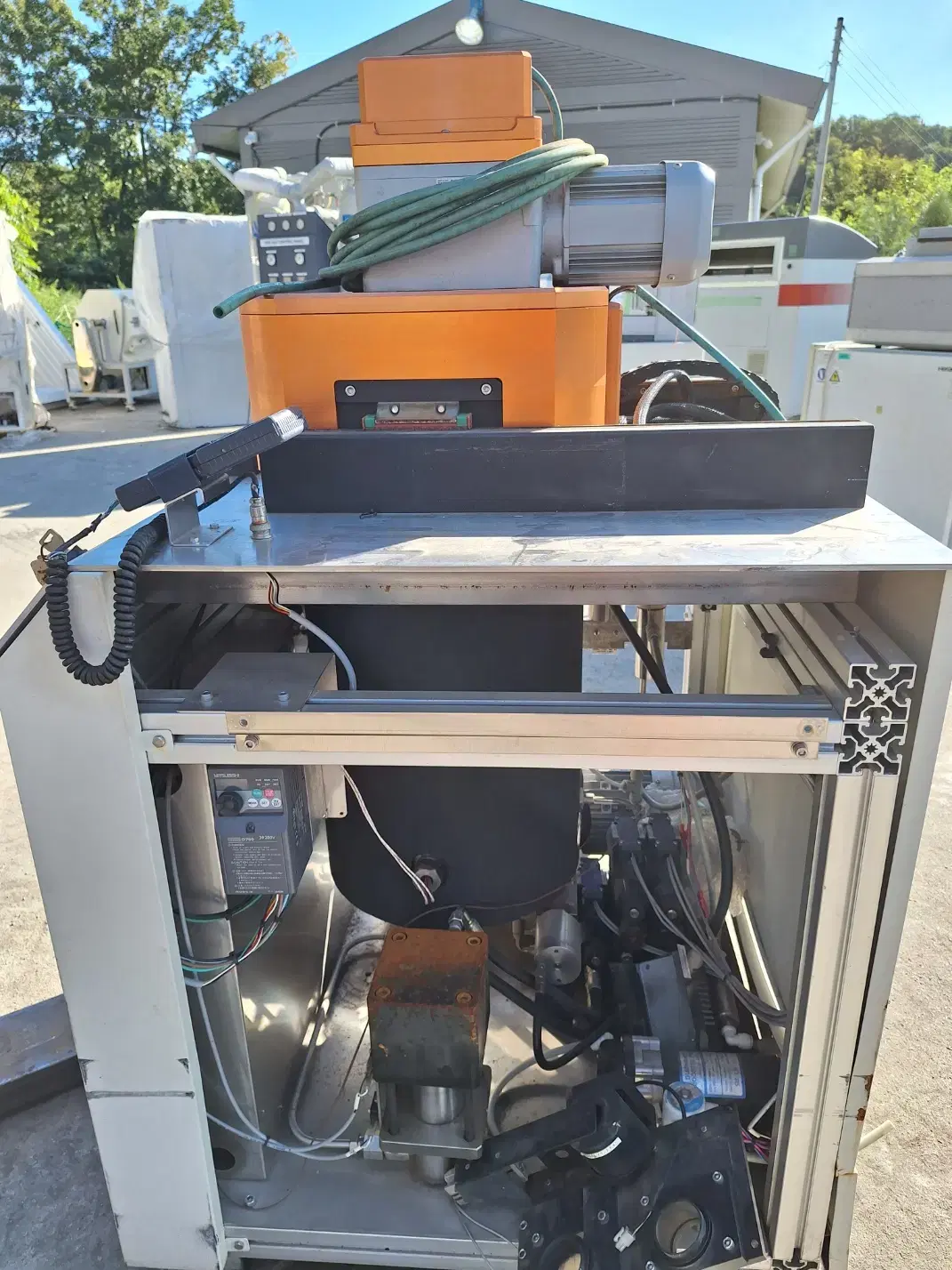 thumbnail-0